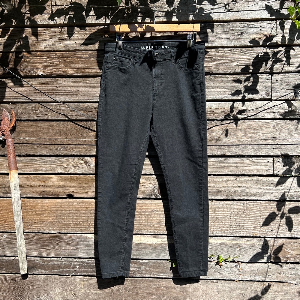 M&S Super Skinny stretch jean in black: Size W31 L26
